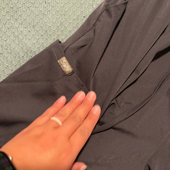 SOULFUL SCRUBS for Women 6 Pocket, Cargo Pant - Stylish Medical Scrub Pant 🤍 - Picture 3 of 6